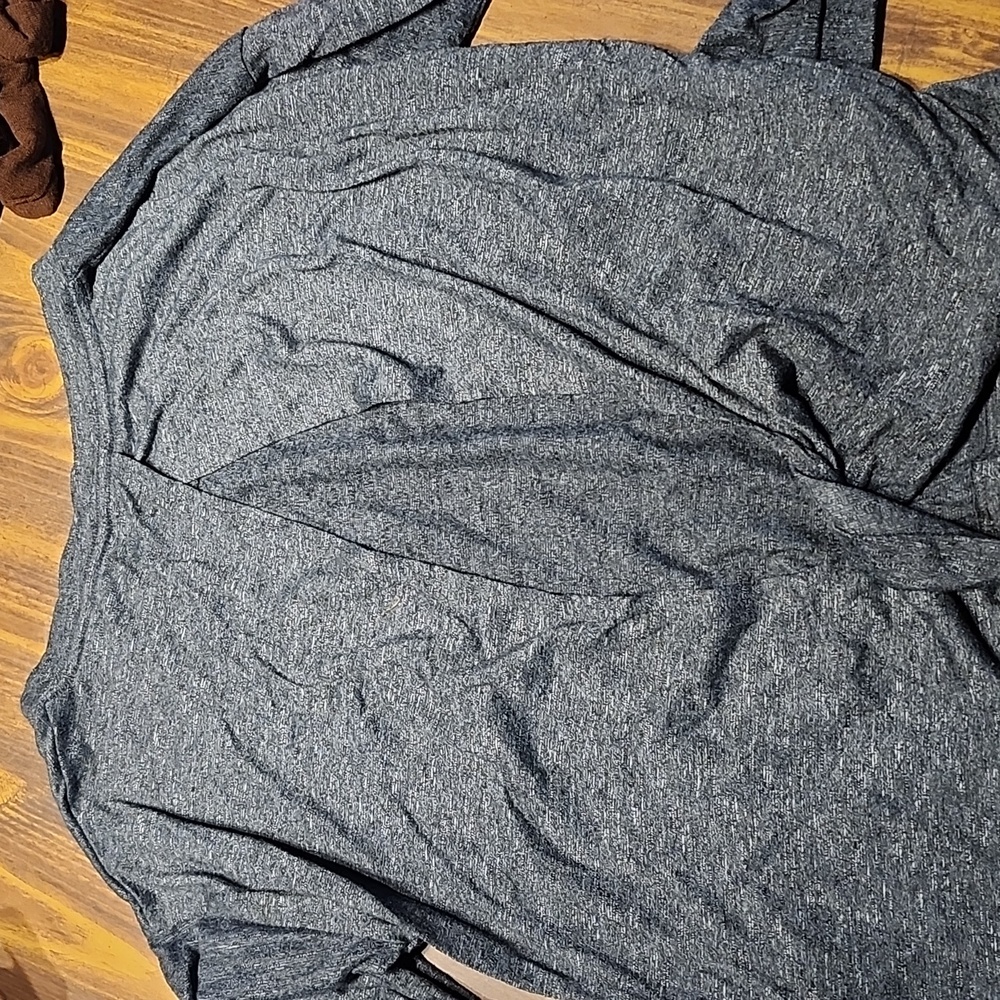 Athena gray open back long sleeve small